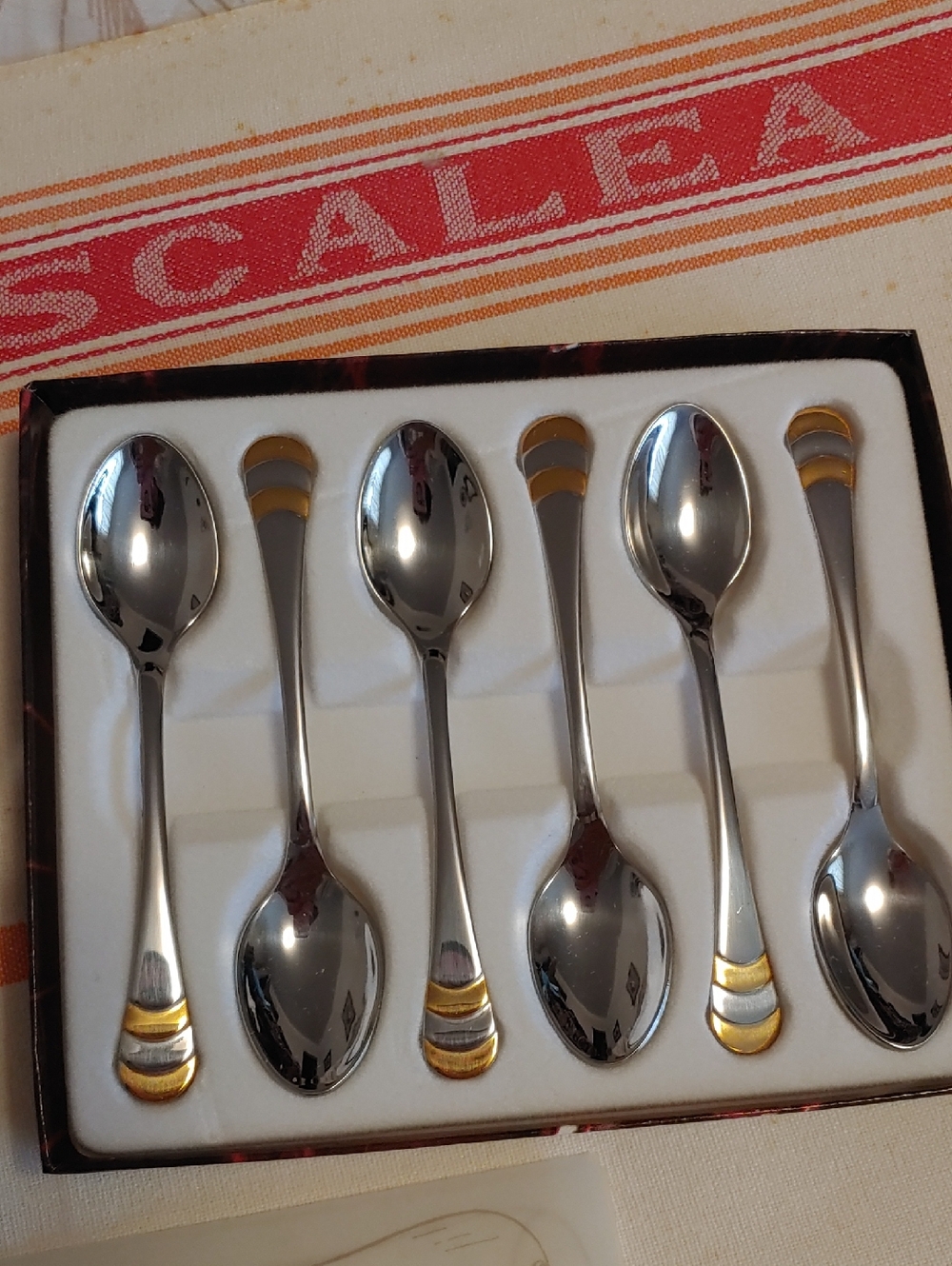 Gottinghen Silver Stainless Steel Caffee Teaspoon Set with Gold Accents - 6 Pc